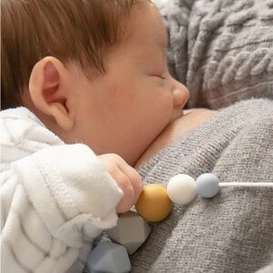 Breastfeeding Necklace with silicon beads